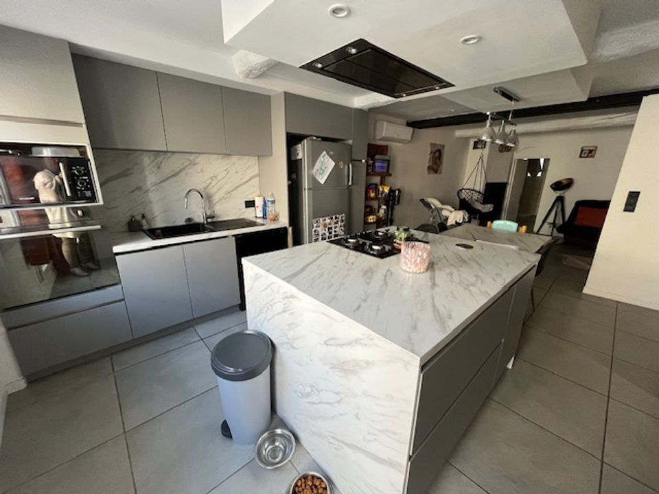 Landsbyhus i Gabian, Herault - foto 1