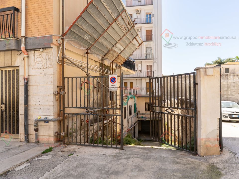 Garage i Siracusa, Siracusa - foto 4