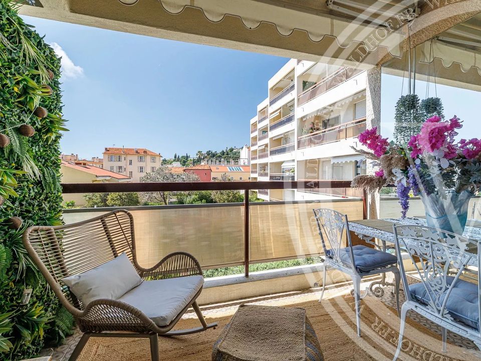 Lejlighed i Beaulieu-sur-Mer, Alpes-Maritimes - foto 1