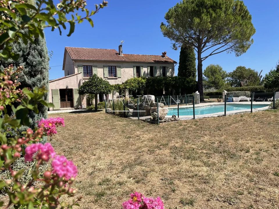 Villa i Le Luc, Var - foto 1