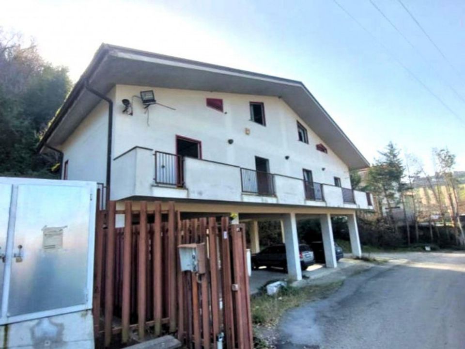 Erhvervsejendom i Dipignano, Cosenza - foto 1
