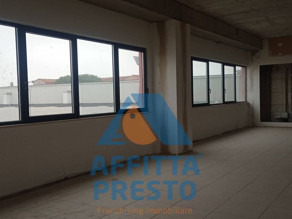 Erhvervsejendom i Santa Croce sull'Arno, Pisa - foto 2