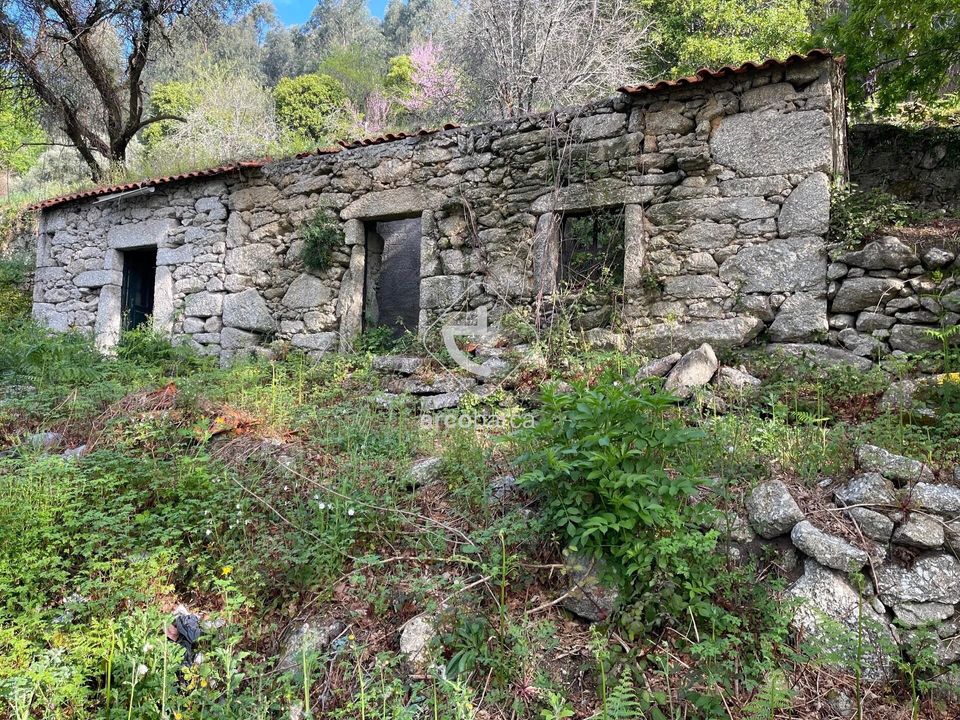 Byhus i Arcos de Valdevez, Viana do Castelo - foto 1