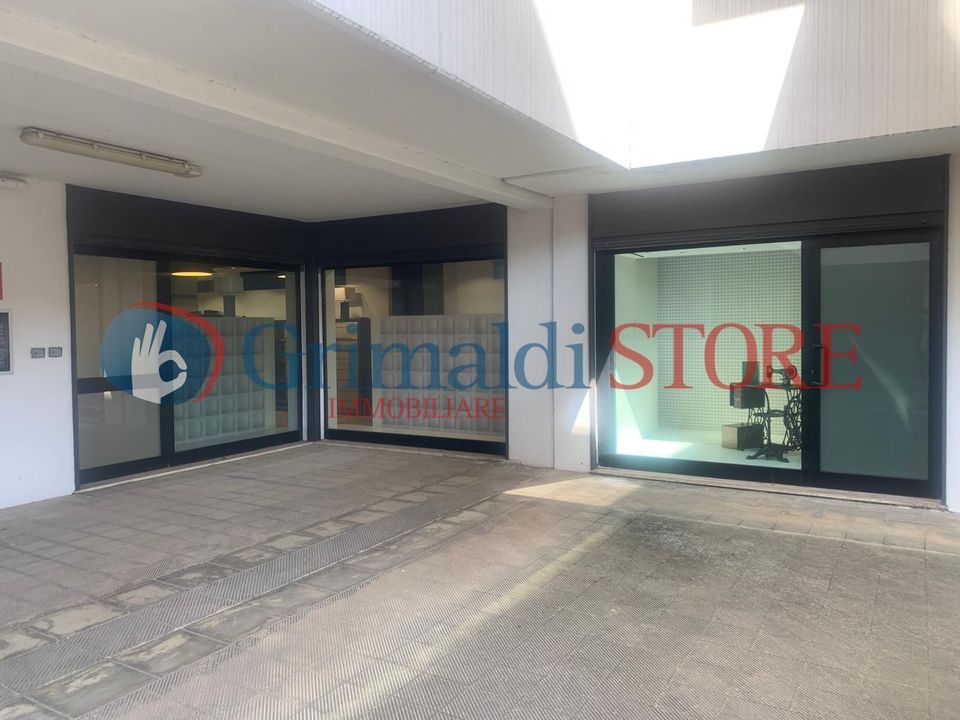 Erhvervsejendom i Campi salentina, Lecce - foto 1