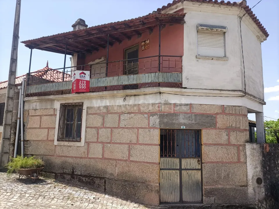 Byhus i Mirandela, Braganca - foto 1