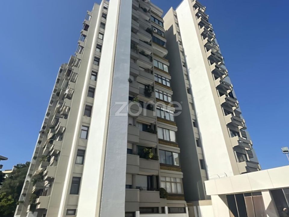 Lejlighed i Amadora, Lisbon - foto 4