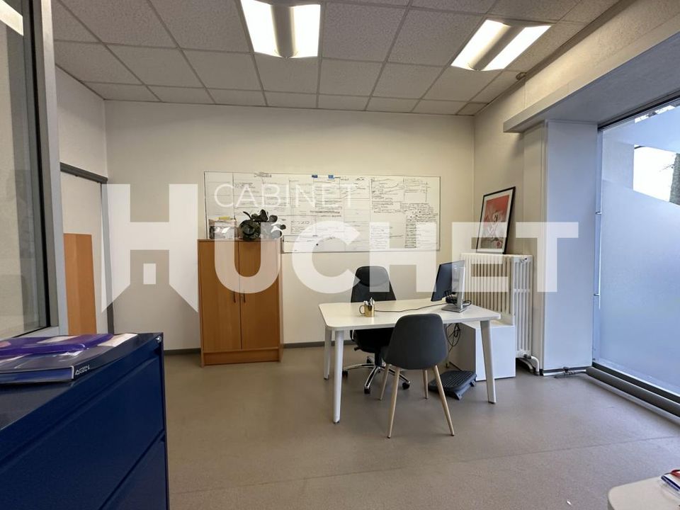 Erhvervsejendom i Caen, Calvados - foto 1