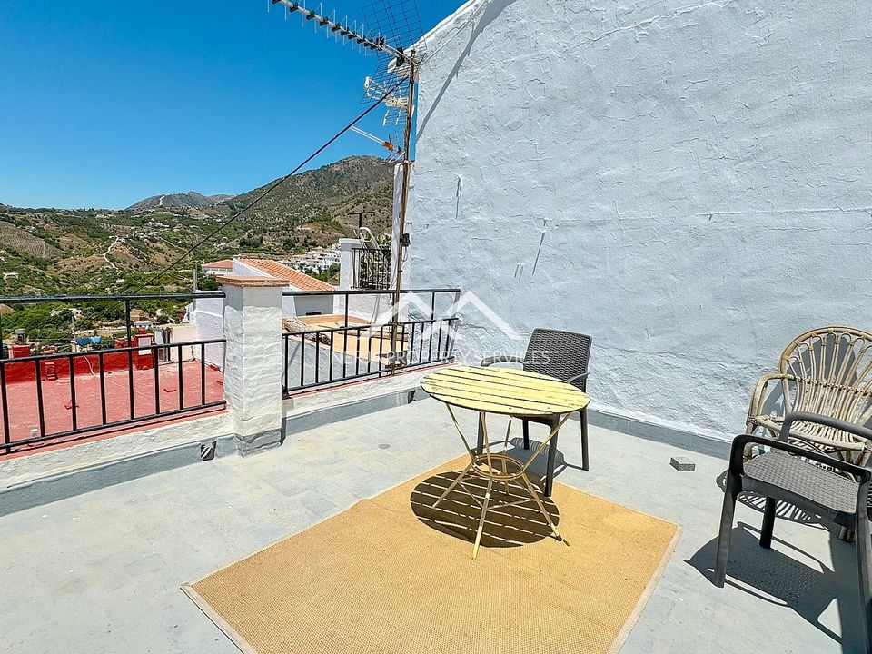 Casa de pueblo en Frigiliana, Malaga - foto 2