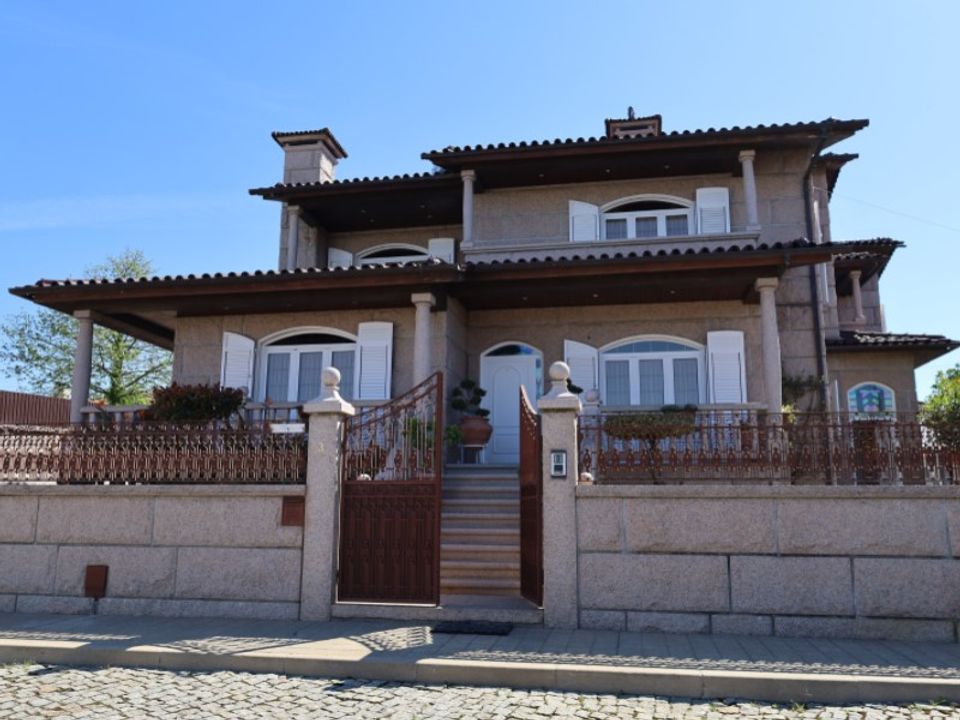 Villa i Felgueiras, Porto - bilde 1
