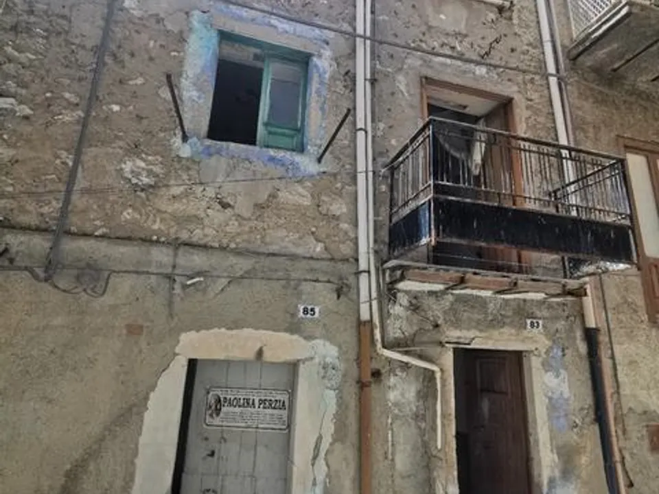 Casa de pueblo en Alessandria della Rocca, Agrigento - foto 3