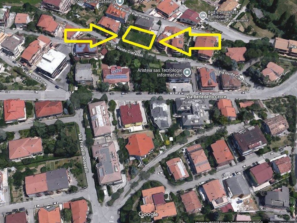 Helårsgrund i Teramo, Teramo - foto 2