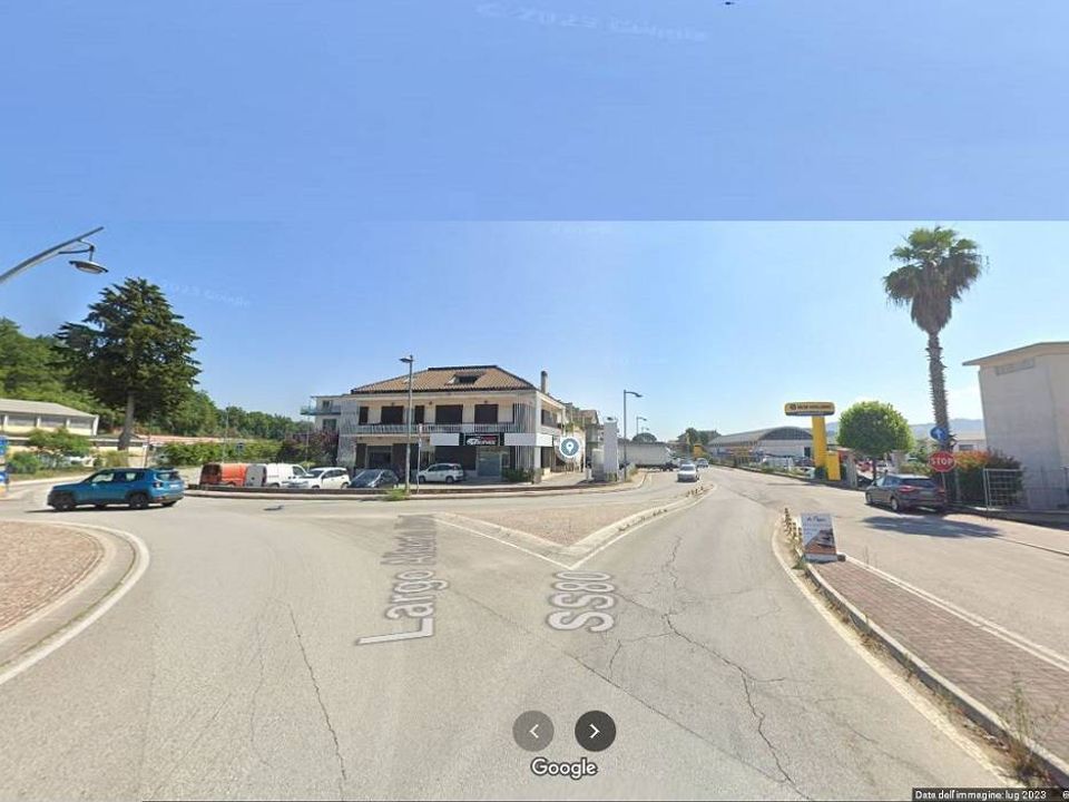 Erhvervsejendom i Teramo, Teramo - foto 2