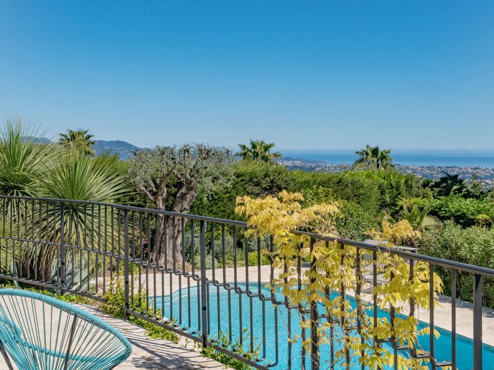 Villa i Vence, Alpes-Maritimes - foto 1