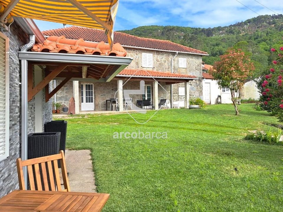 Rekkehus i Paredes de Coura, Viana do Castelo - bilde 1