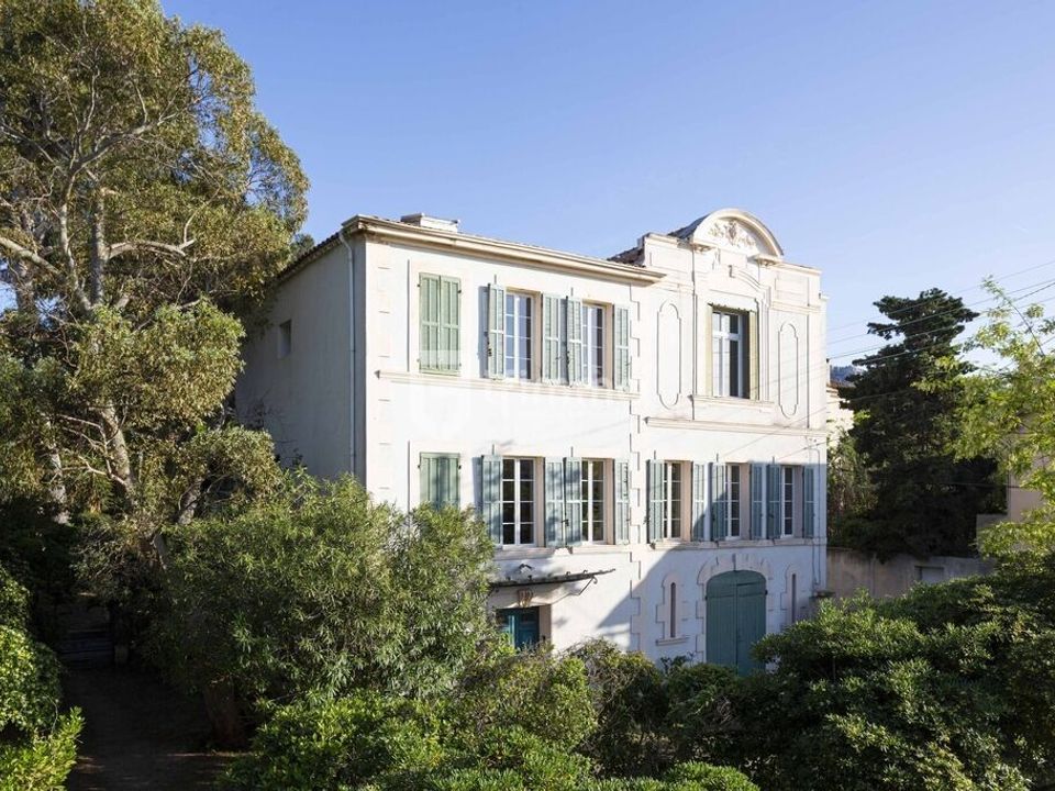 Villa i Marseille, Bouches-du-Rhone - foto 1