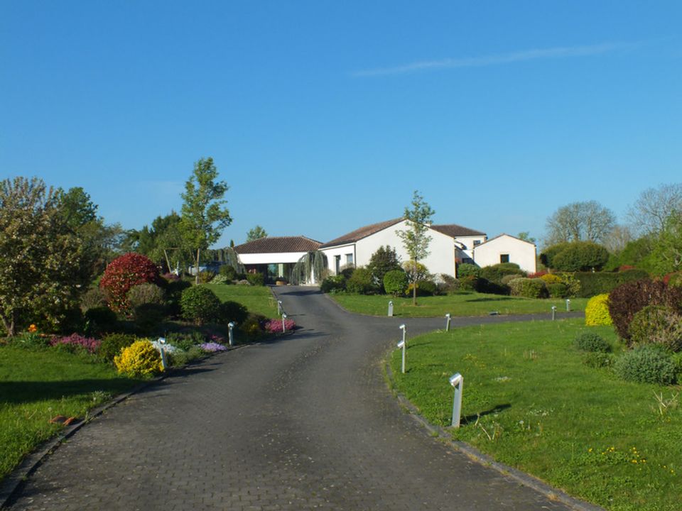 Villa i Semur-en-Auxois, Cote-d'Or - foto 1
