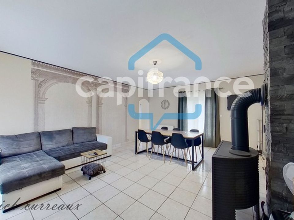 Villa i Abergement-la-Ronce, Jura - foto 1