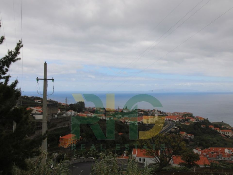 Helårsgrund i Caniço, Madeira - foto 1