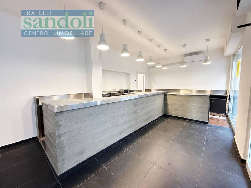 Commercial property in Vercelli, Vercelli - photo 4