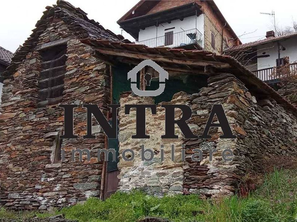 Landejendom i Caprezzo, Verbano Cusio Ossola - foto 1