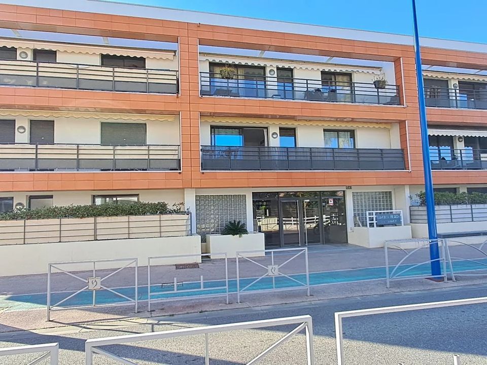Lejlighed i Villeneuve-Loubet, Alpes-Maritimes - foto 1