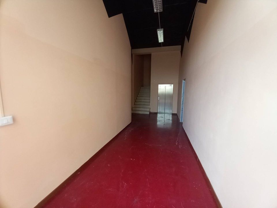 Erhvervsejendom i Ponsacco, Pisa - foto 2