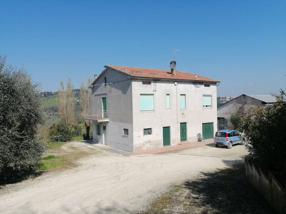 Landejendom i Cupramontana, Ancona - foto 1