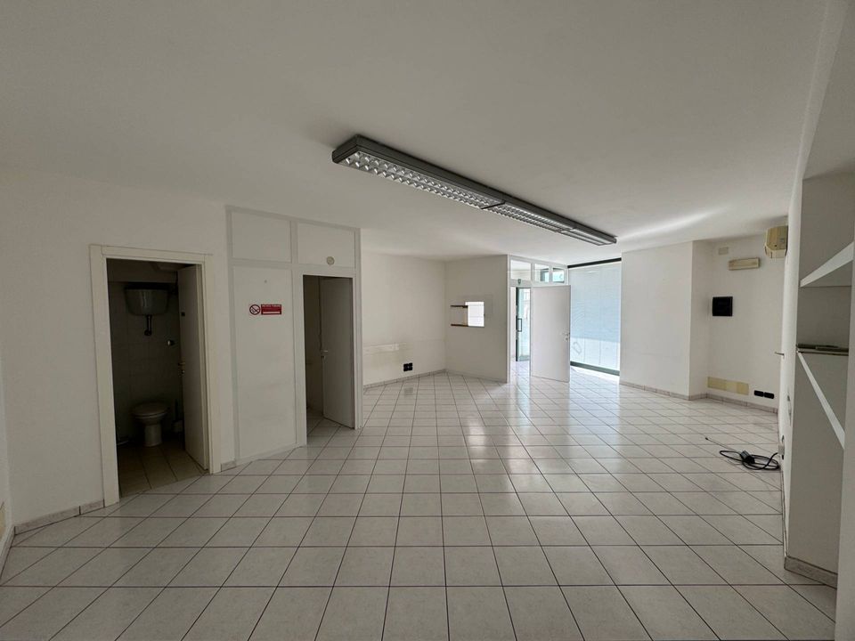Erhvervsejendom i Fermo, Fermo - foto 5