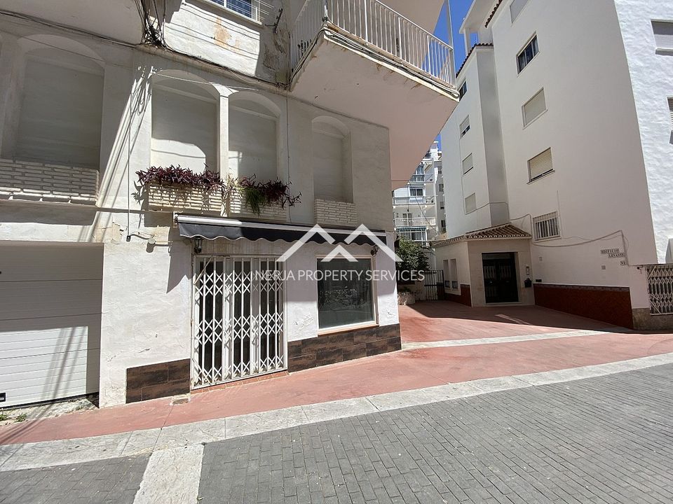 Erhvervsejendom i Nerja, Malaga - foto 5