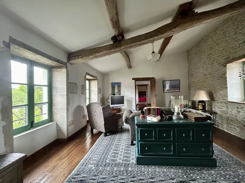 Landsbyhus i La Mothe-Saint-Heray, Deux-Sevres - bilde 3
