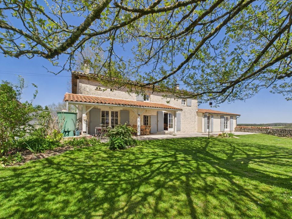 Villa i Sainte-Souline, Charente - bilde 1