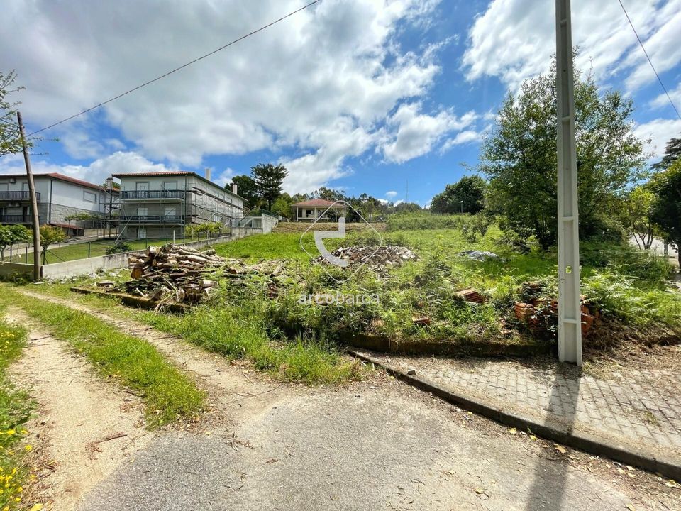 Helårsgrund i Arcos de Valdevez, Viana do Castelo - foto 1