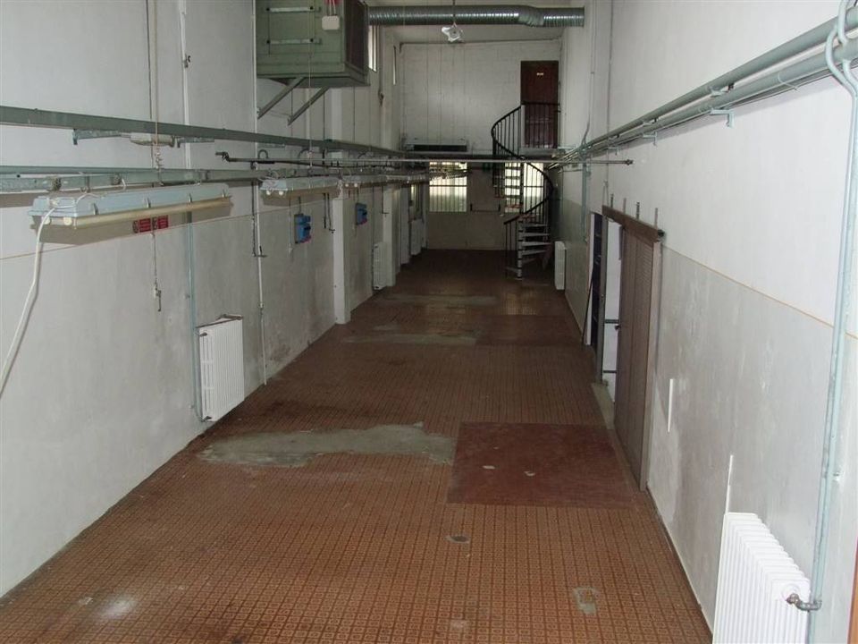 Erhvervsejendom i Dicomano, Florence - foto 1