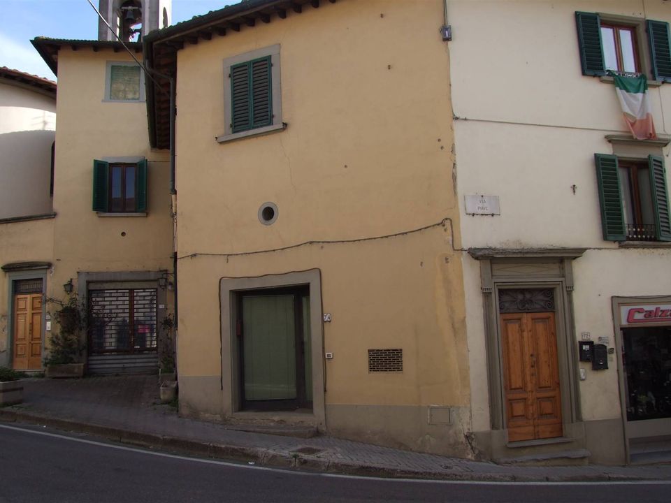 Erhvervsejendom i Rufina, Florence - foto 2