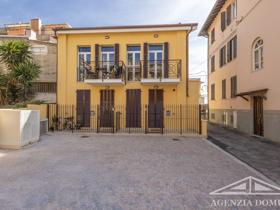 Erhvervsejendom i Bordighera, Imperia - foto 2