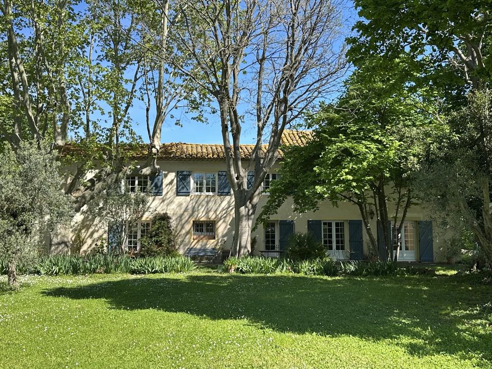 Villa en Arles, Bouches-du-Rhone - foto 3