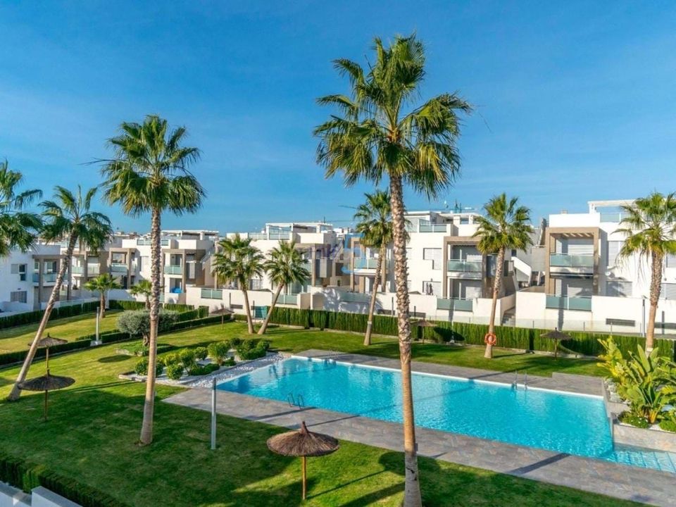 Lejlighed i Punta Prima, Alicante - foto 1