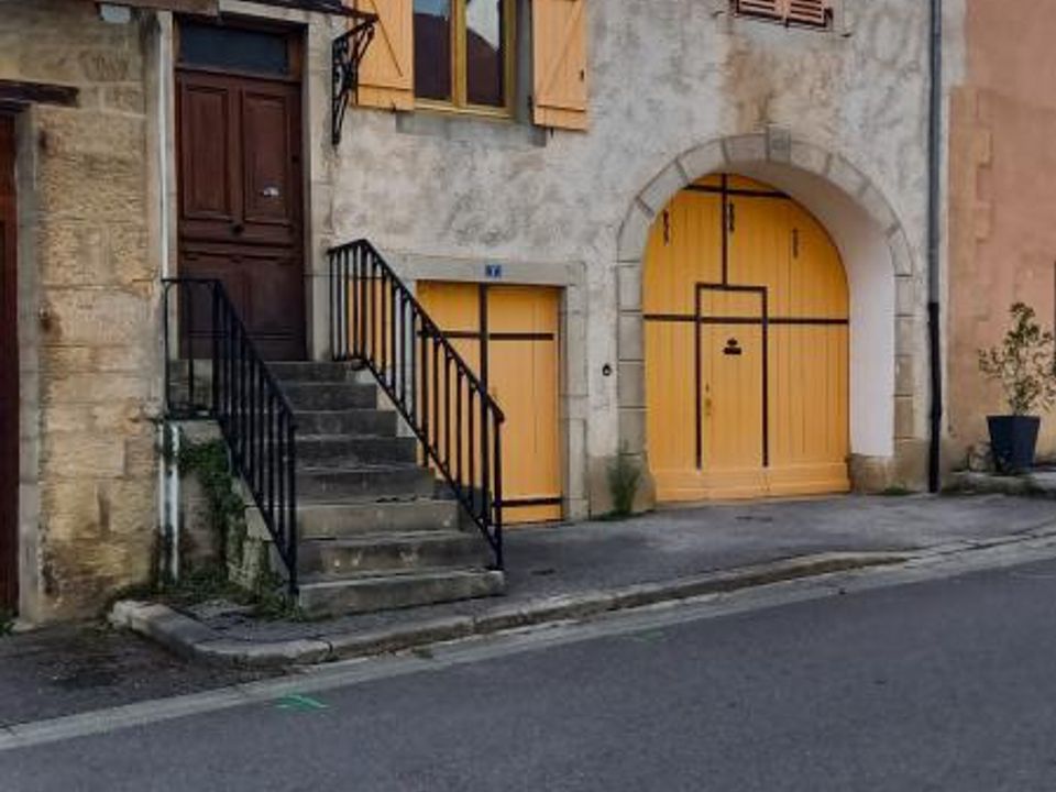 Landsbyhus i Pannessières, Jura - foto 1