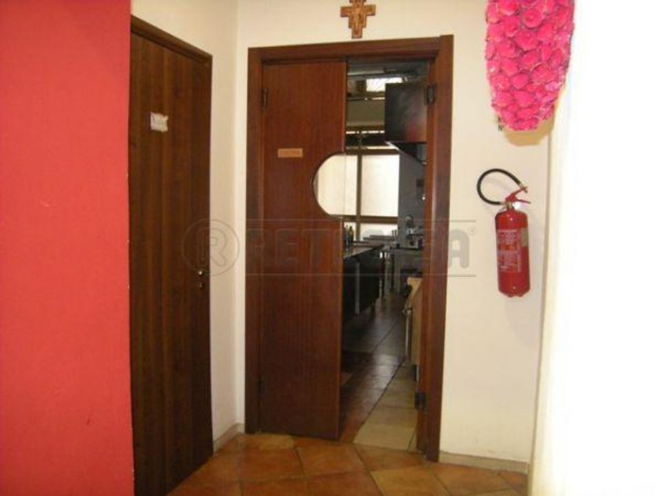 Erhvervsejendom i Caltanissetta, Caltanissetta - foto 5