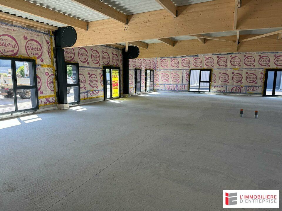 Erhvervsejendom i La Bouëxière, Ille-et-Vilaine - foto 3