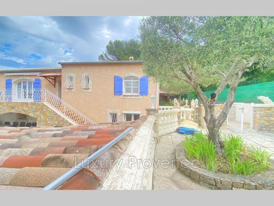 Villa i Saint-Savournin, Bouches-du-Rhone - bilde 1