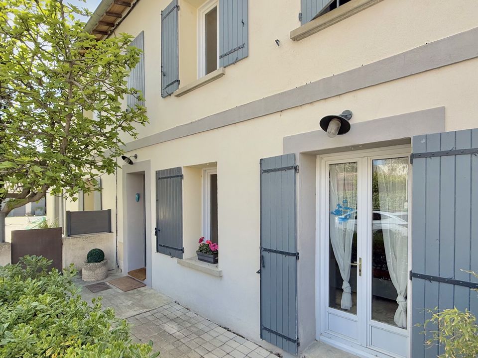 Villa i L'Isle-sur-la-Sorgue, Vaucluse - foto 4