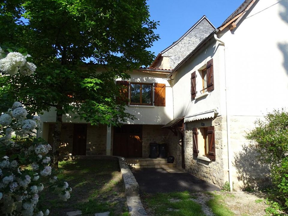 Villa i Le Lardin-Saint-Lazare, Dordogne - foto 1