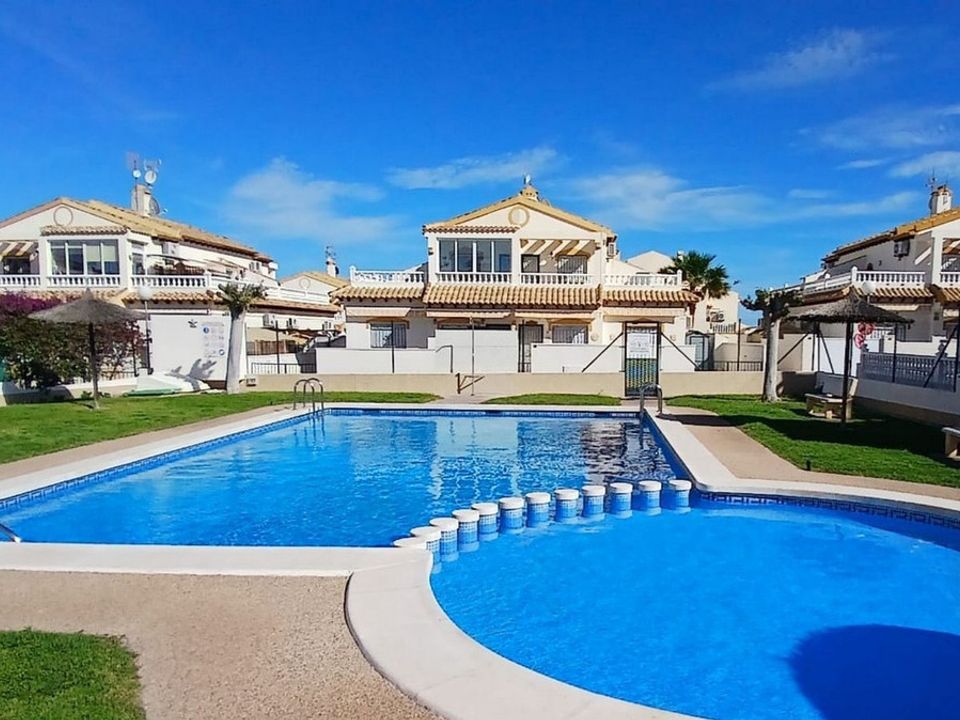 Villa i Punta Prima, Alicante - foto 1