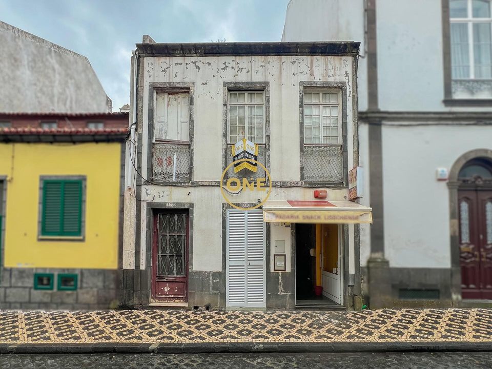 Erhvervsejendom i Ponta Delgada, Sao Miguel - foto 1