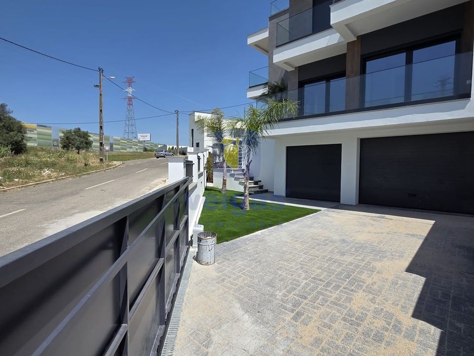 Villa i Santa Iria de Azoia, Lisbon - foto 5
