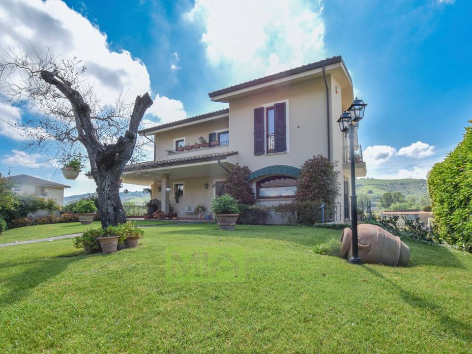 Villa i Monterubbiano, Fermo - foto 3