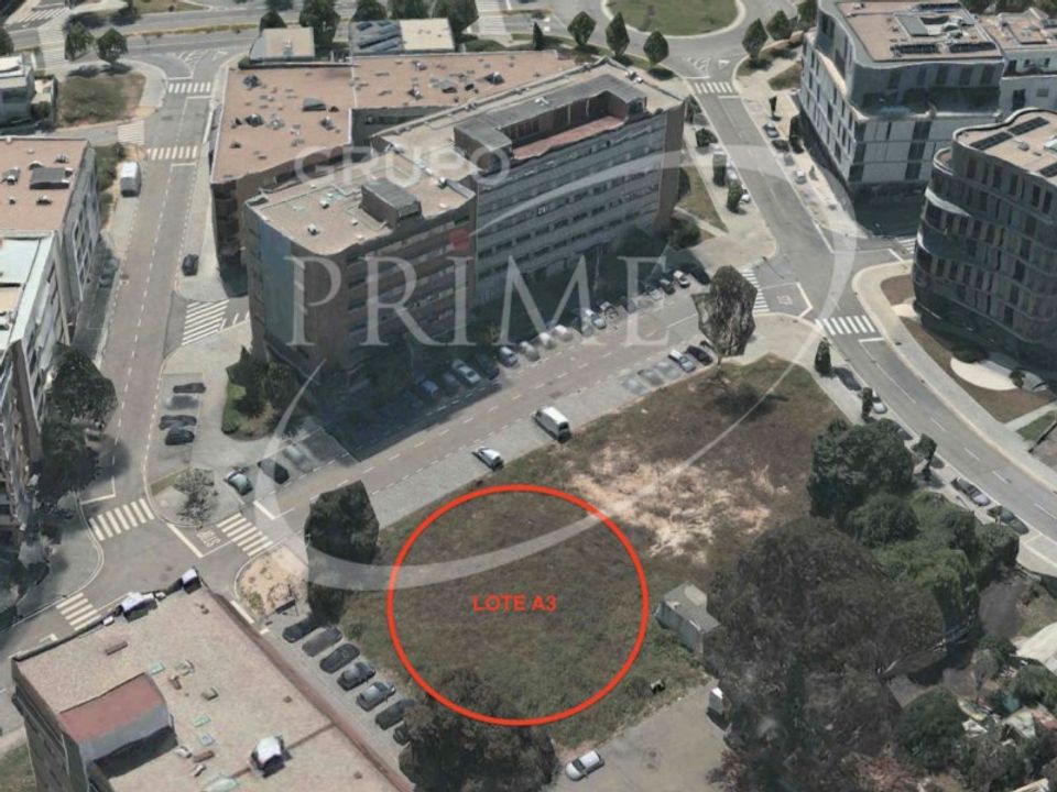 Erhvervsejendom i Maia, Porto - foto 1