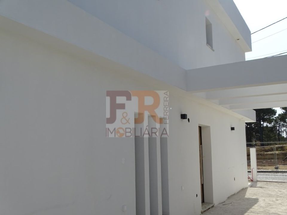 Byhus i Fernao Ferro, Setubal - foto 1