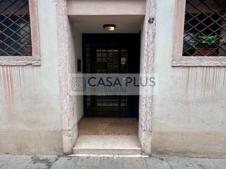 Erhvervsejendom i Bassano del Grappa, Vicenza - foto 3